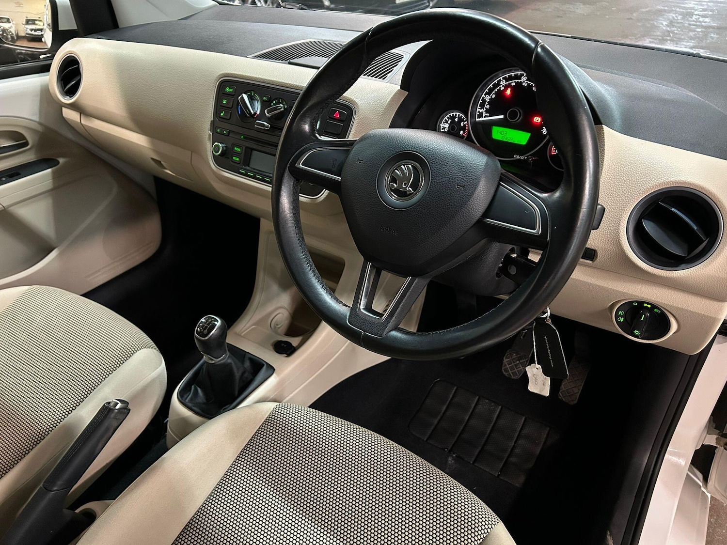 Used Skoda Citigo 2014 for sale - 76936695: Photo 9