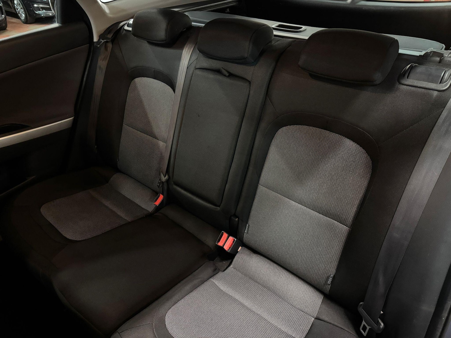 Used Kia Ceed 2017 for sale - 78100529: Photo 25