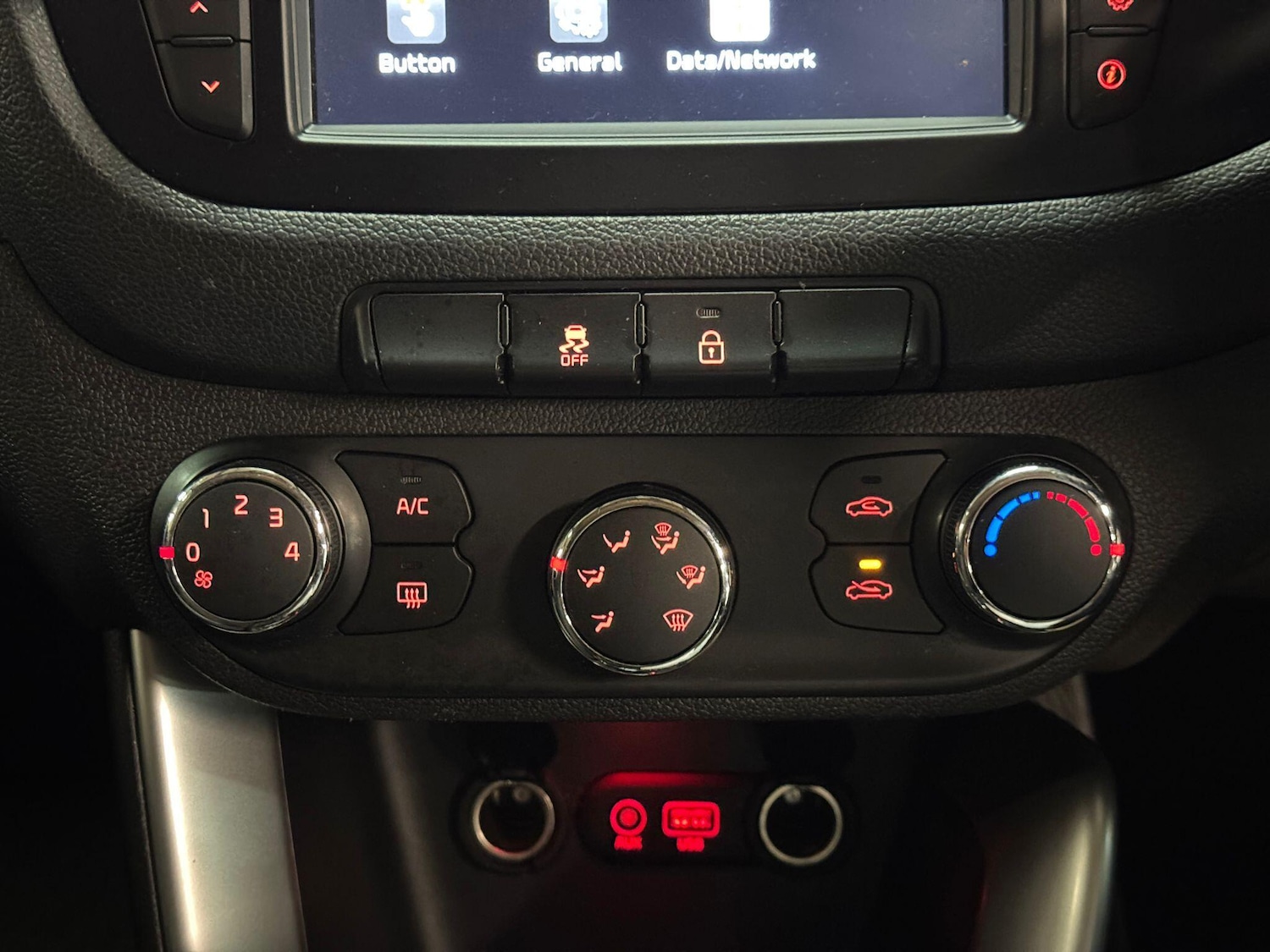 Used Kia Ceed 2017 for sale - 78100529: Photo 30