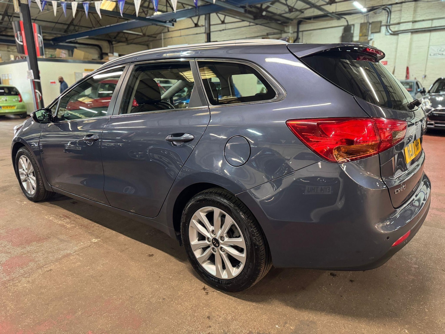 Used Kia Ceed 2017 for sale - 78100529: Photo 5