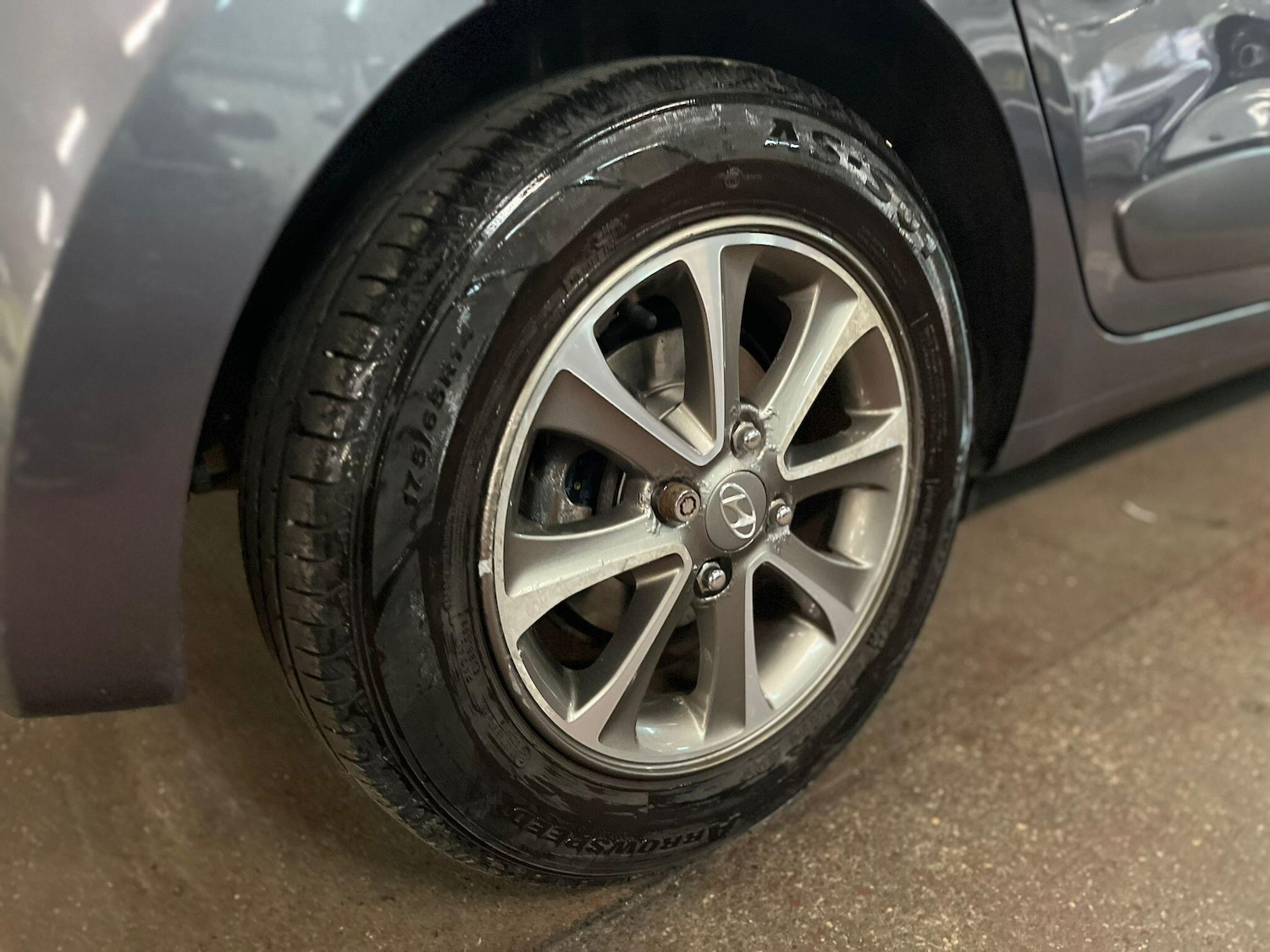 Used Hyundai i10 2014 for sale - 76136170: Photo 13