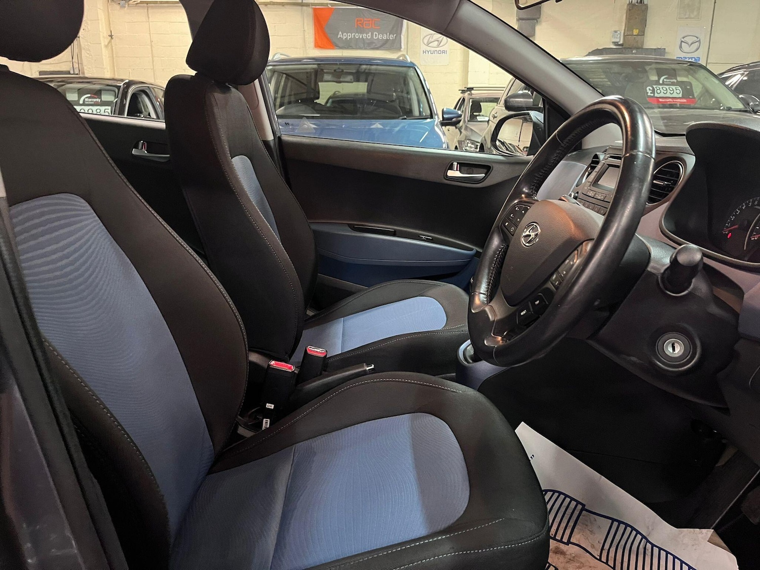 Used Hyundai i10 2014 for sale - 76136170: Photo 15