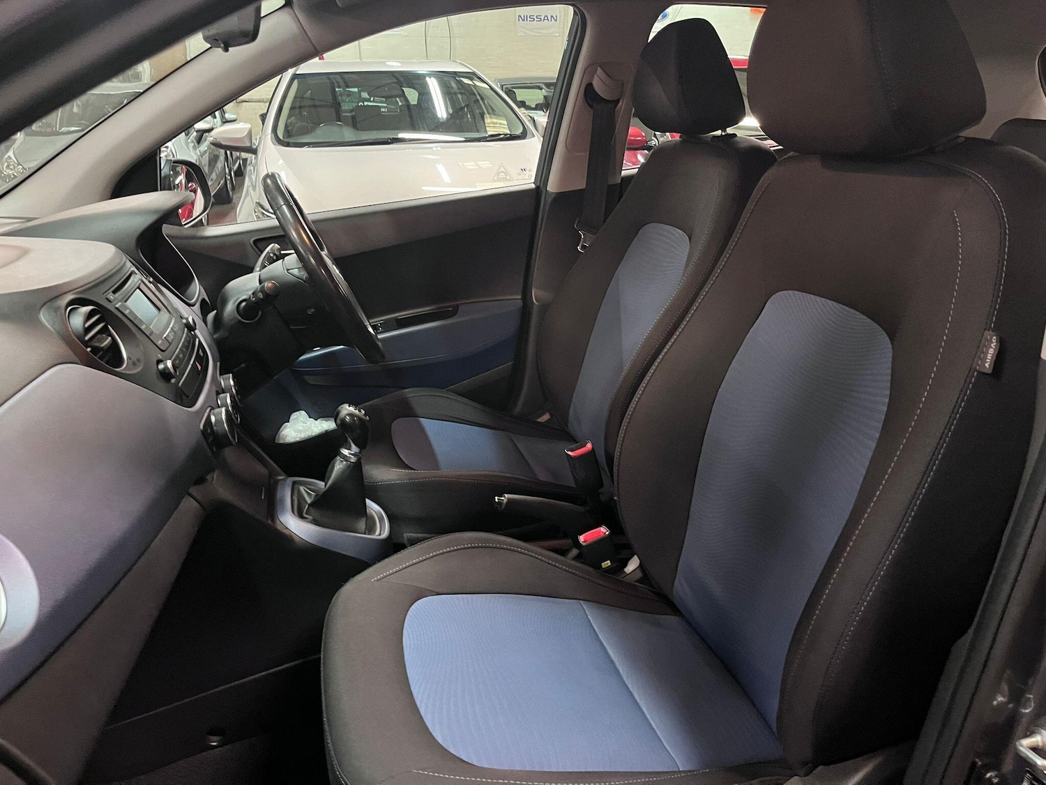 Used Hyundai i10 2014 for sale - 76136170: Photo 20