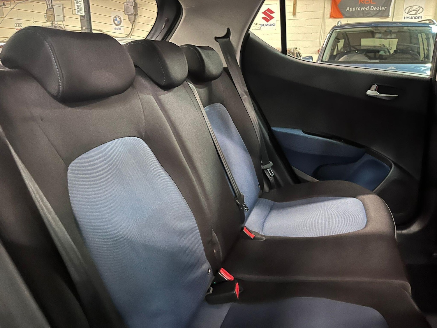 Used Hyundai i10 2014 for sale - 76136170: Photo 21