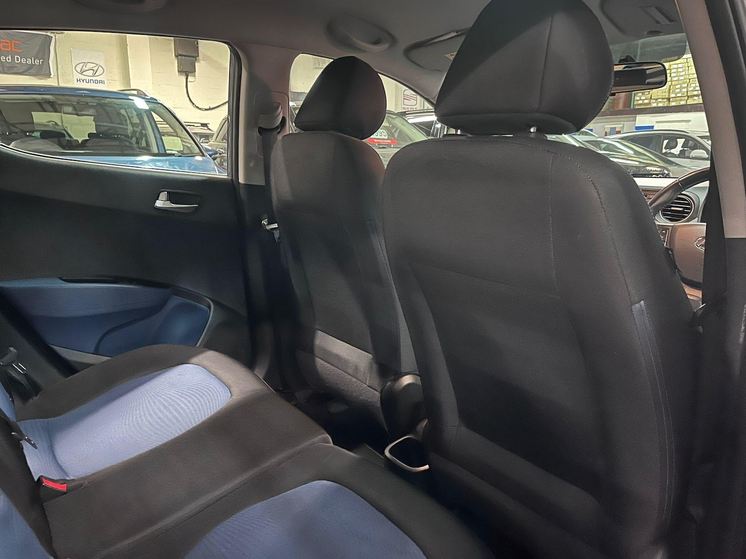 Used Hyundai i10 2014 for sale - 76136170: Photo 23