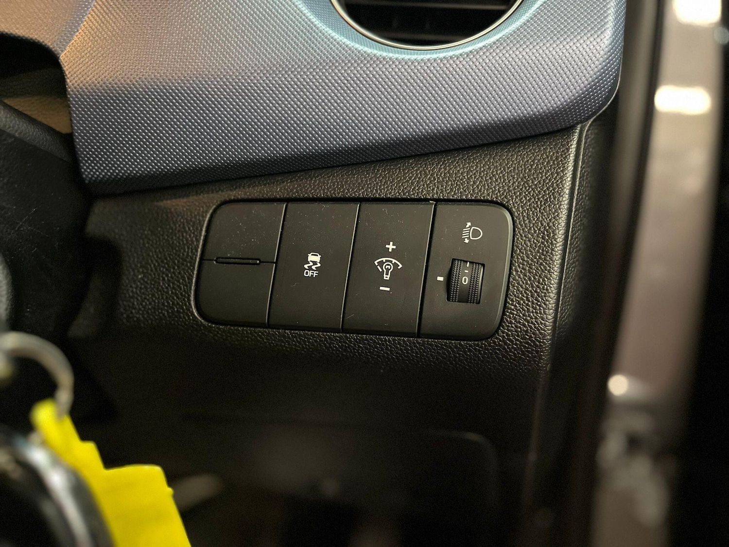 Used Hyundai i10 2014 for sale - 76136170: Photo 30