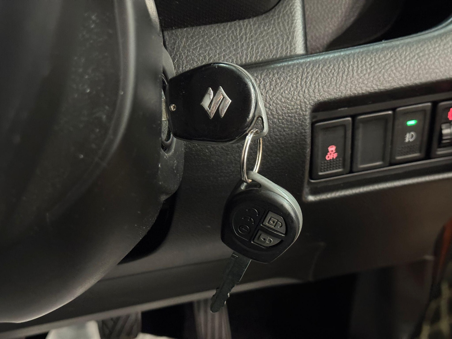 Used Suzuki Swift 2016 for sale - 77738322: Photo 17