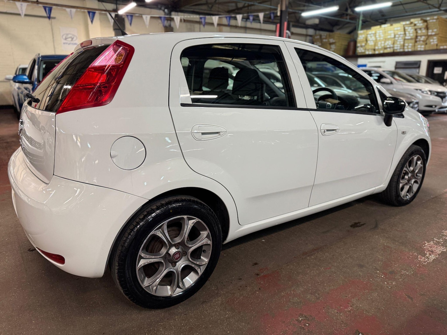 Used Fiat Punto 2016 for sale - 77970476: Photo 8