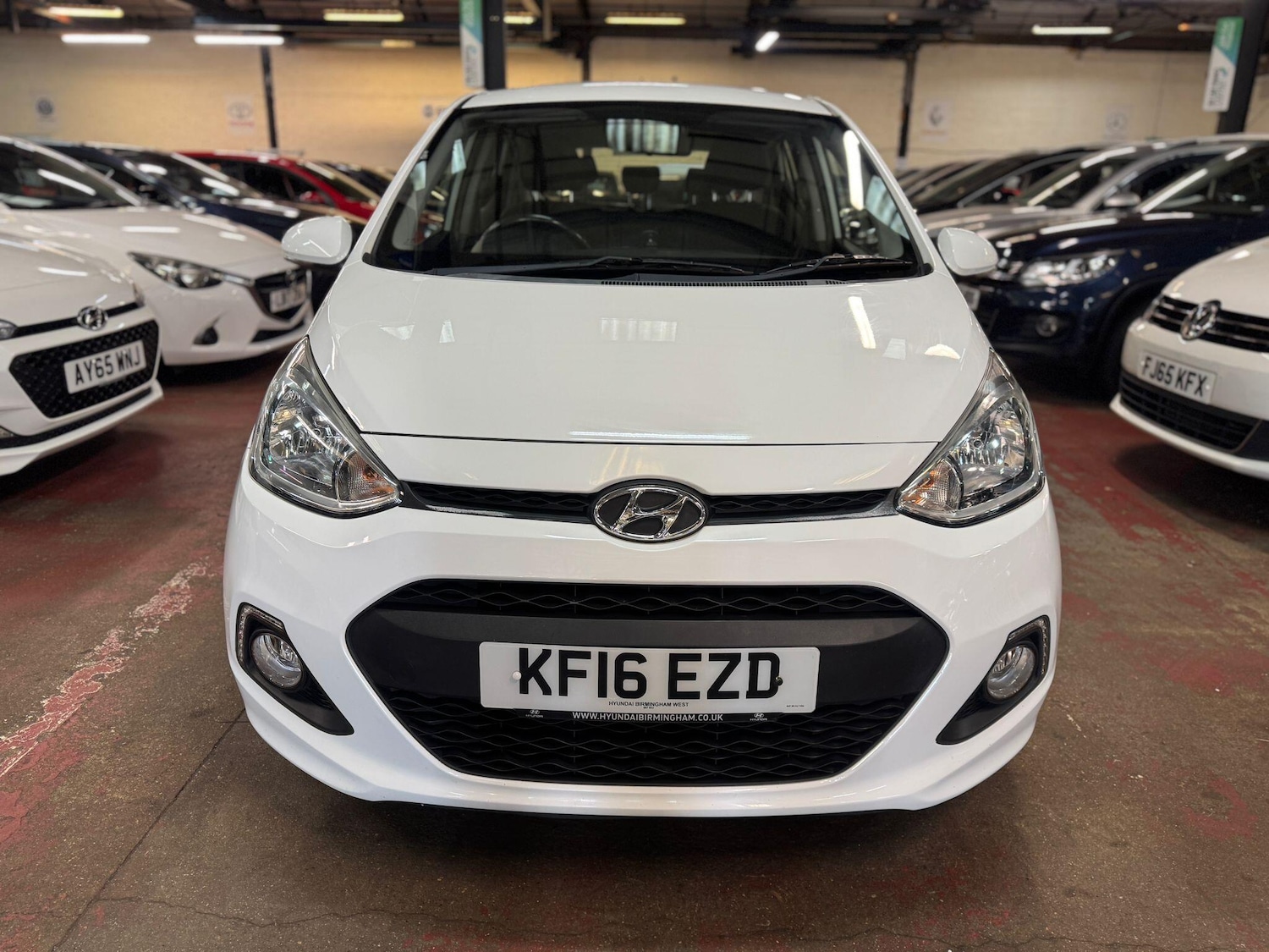 Used Hyundai i10 2016 for sale - 76592039: Photo 2