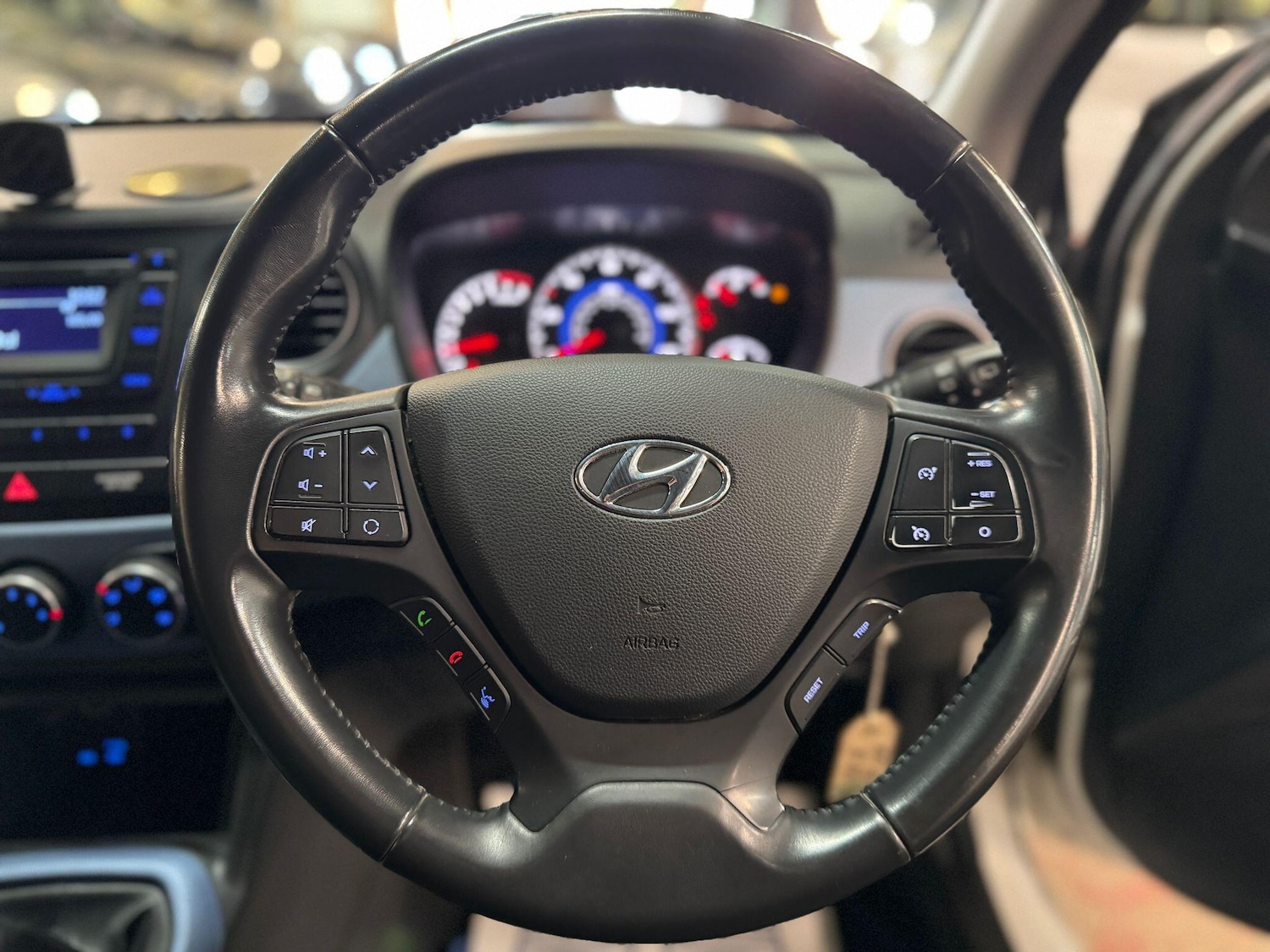 Used Hyundai i10 2016 for sale - 76592039: Photo 23