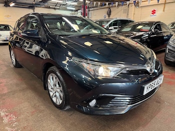 Used Toyota Auris 2015 for sale - 79303601: Photo