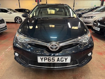 Used Toyota Auris 2015 for sale - 79303601: Photo