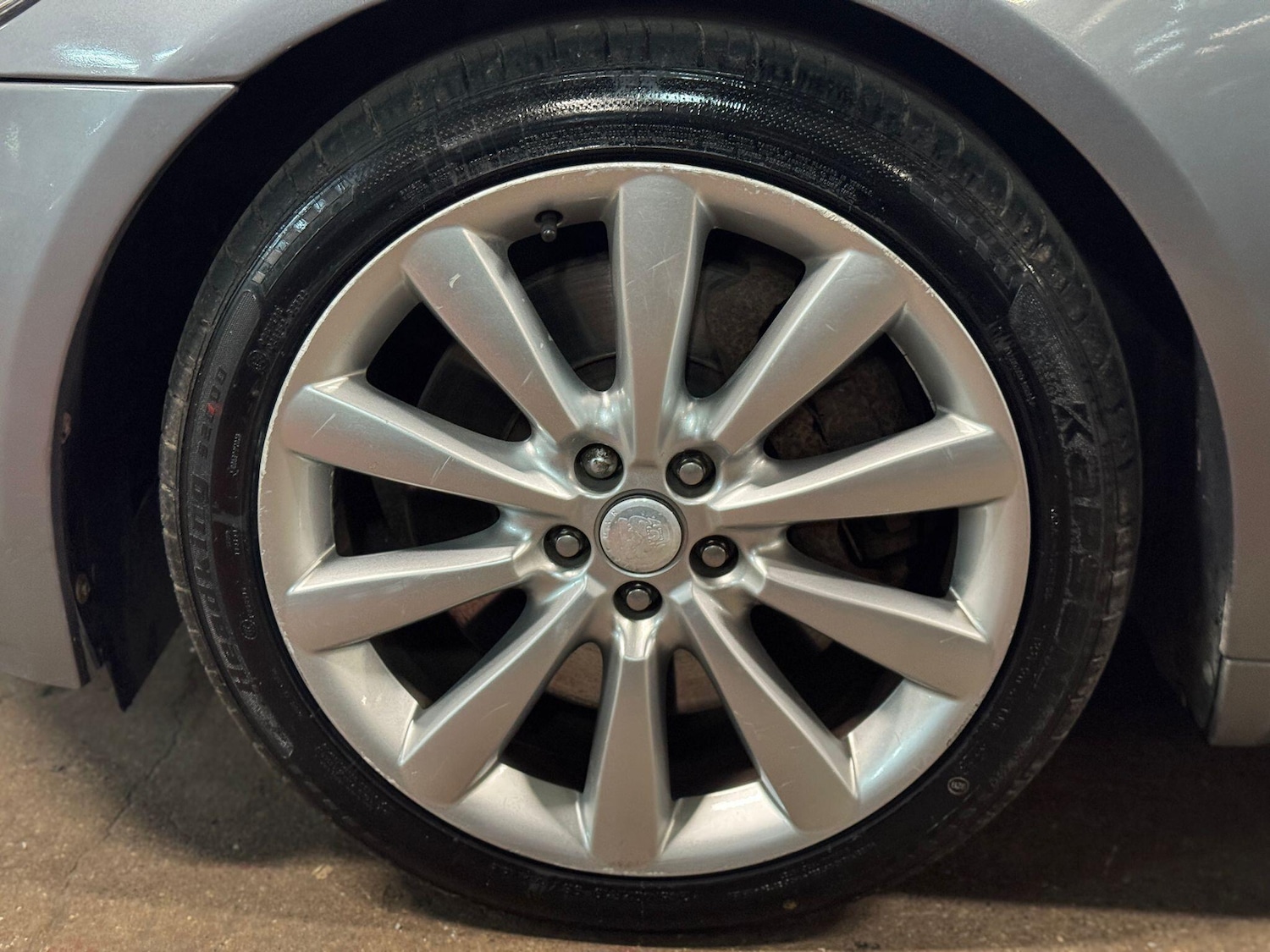 Used Jaguar XF 2010 for sale - 76657139: Photo 11