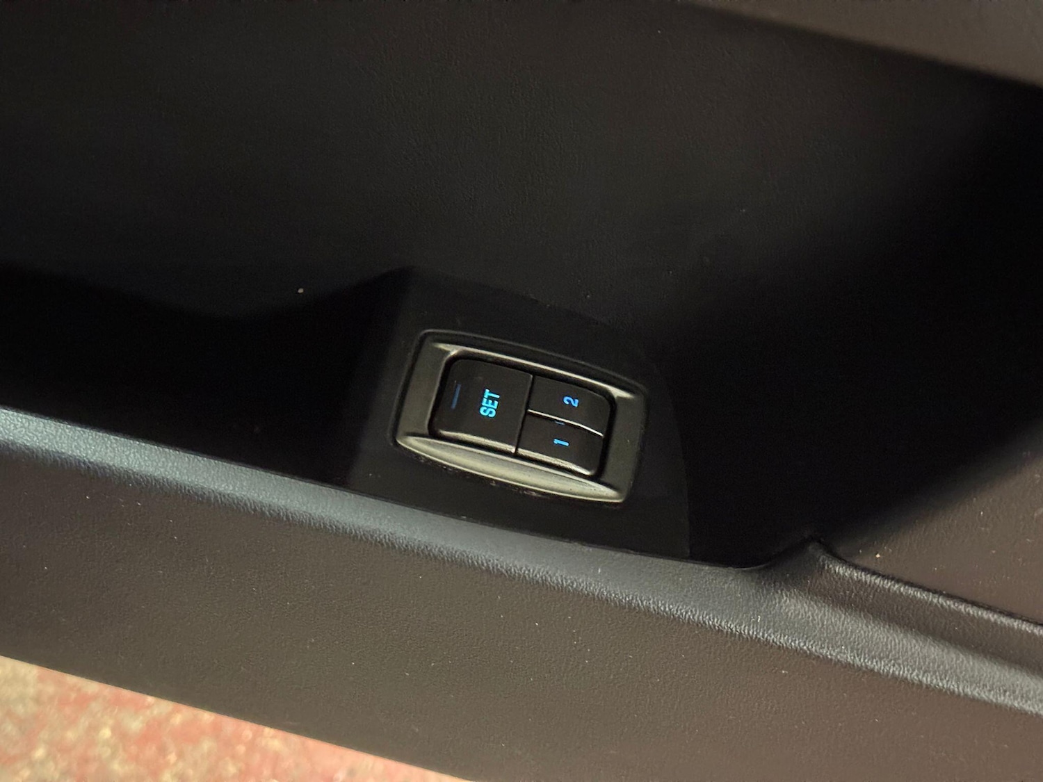 Used Jaguar XF 2010 for sale - 76657139: Photo 33