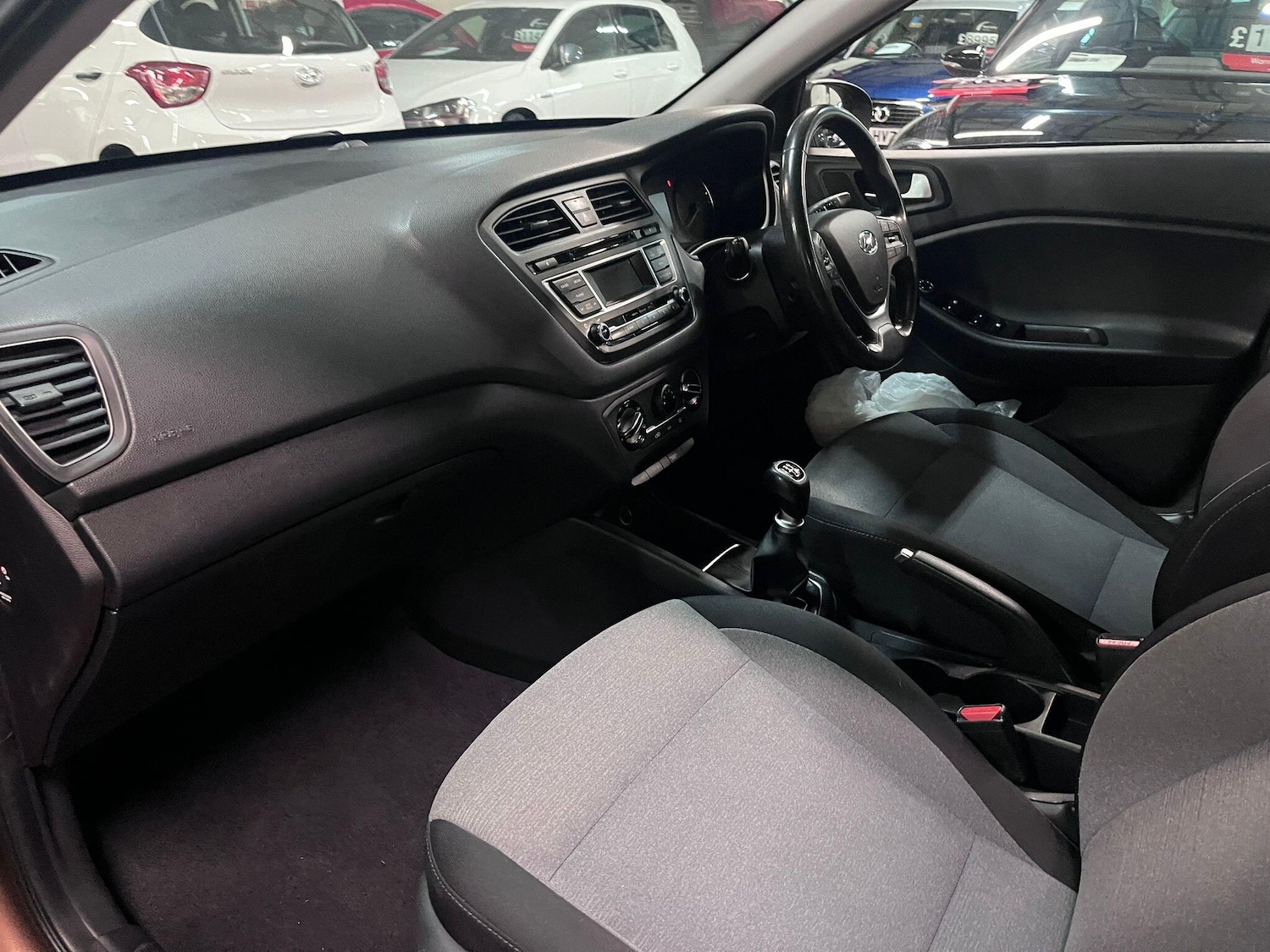 Used Hyundai i20 2016 for sale - 76667044: Photo 18