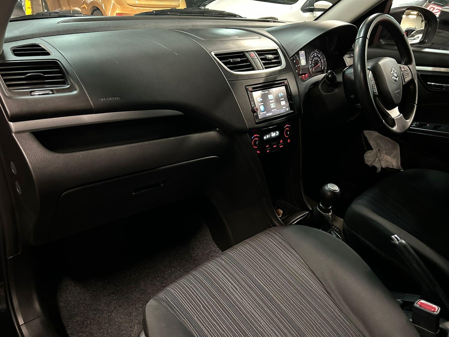 Used Suzuki Swift 2015 for sale - 77057446: Photo 14