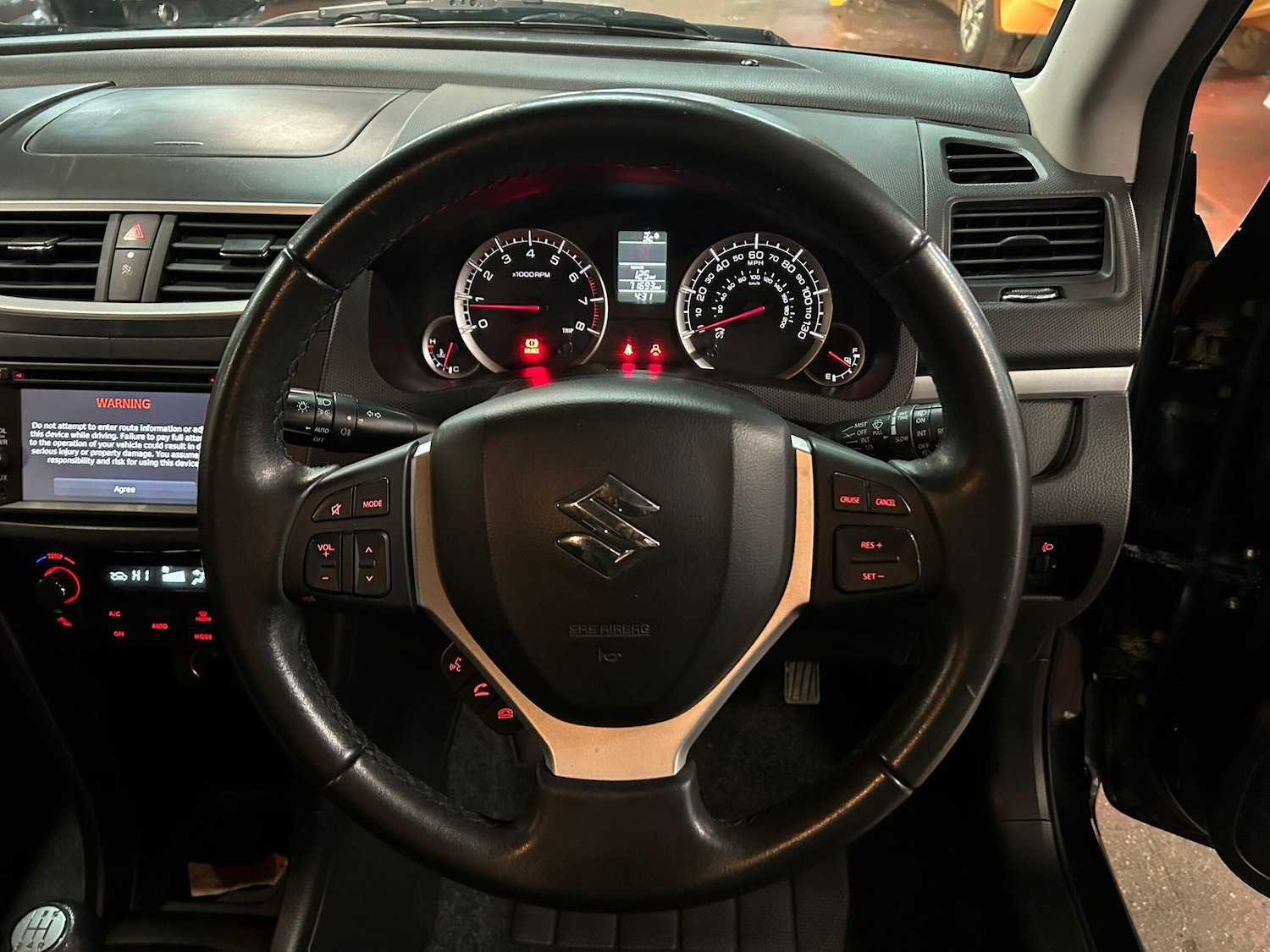 Used Suzuki Swift 2015 for sale - 77057446: Photo 22