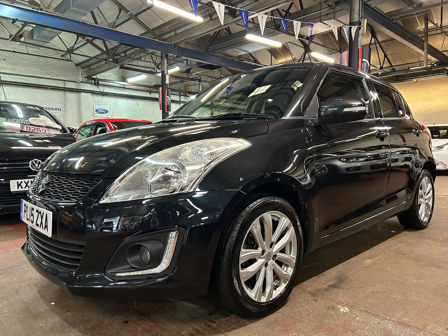 Used Suzuki Swift 2015 for sale - 77057446: Photo 3