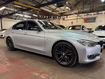 2013 (63) - 2.0 320d Luxury Auto Euro 5 (s/s) 4dr