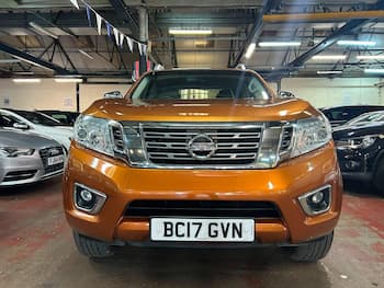 Used Nissan Navara 2017 for sale - 79677238: Photo