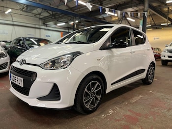 Used Hyundai i10 2018 for sale - 75458816: Photo