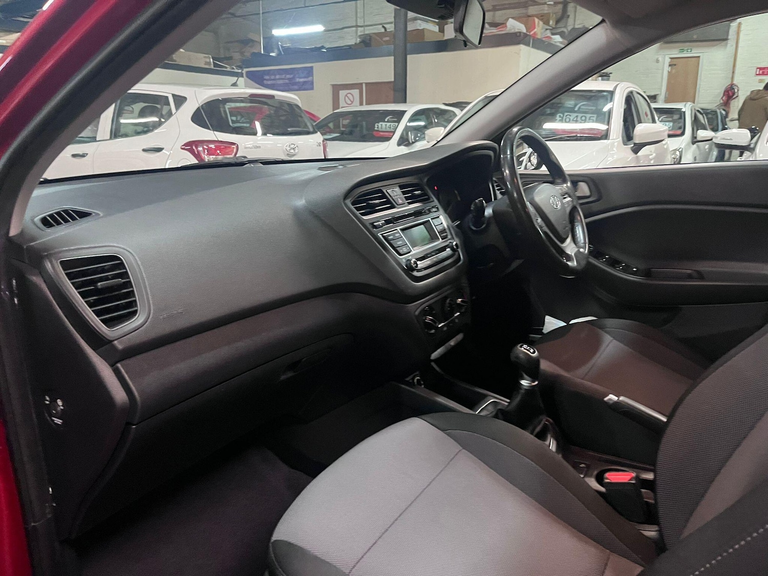 Used Hyundai i20 2018 for sale - 76597425: Photo 18