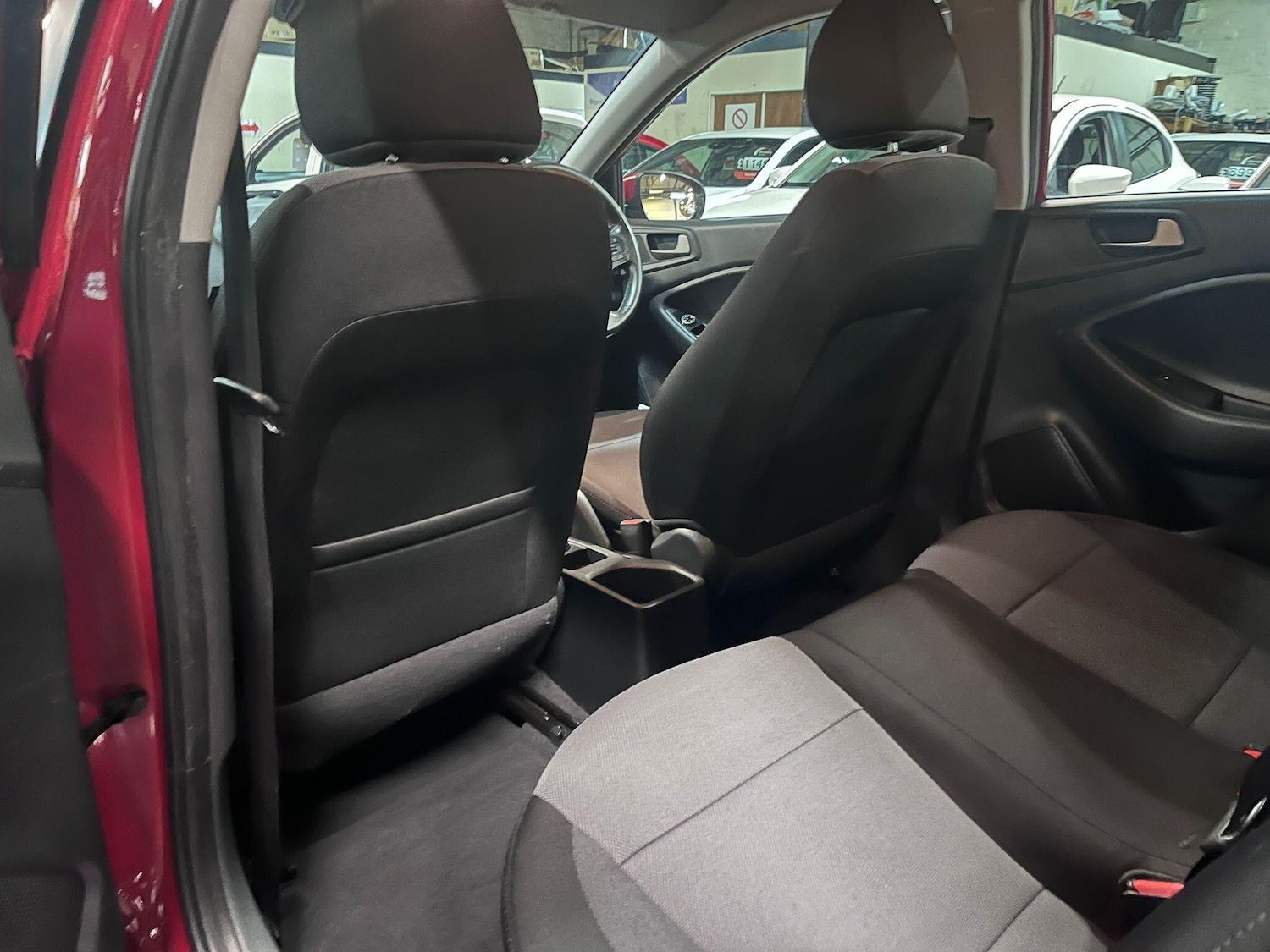 Used Hyundai i20 2018 for sale - 76597425: Photo 21