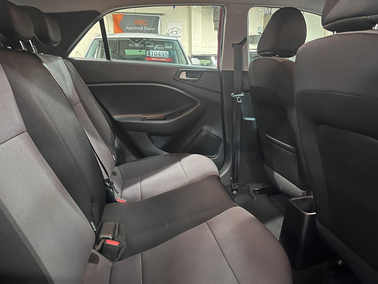 Used Hyundai i20 2018 for sale - 76597425: Photo 23