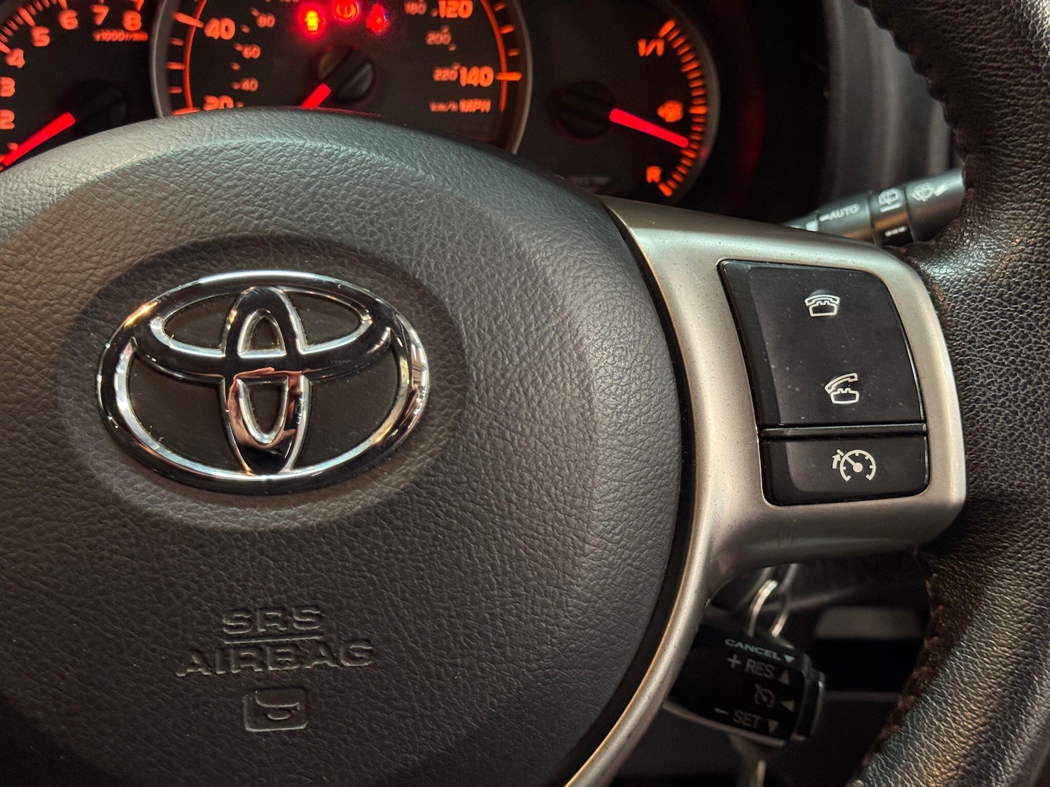 Used Toyota Yaris for sale - 77266573: Photo 26