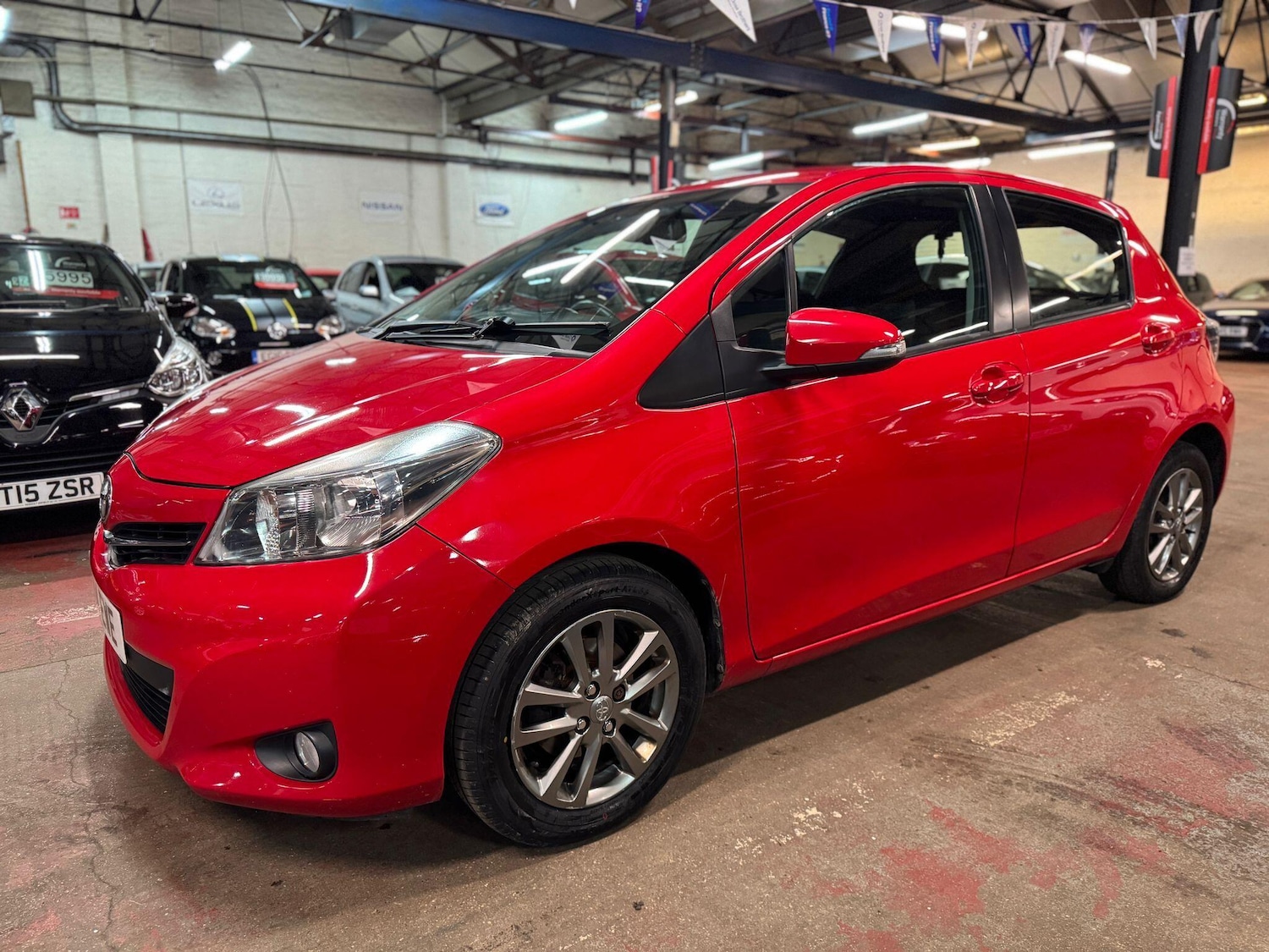 Used Toyota Yaris for sale - 77266573: Photo 3