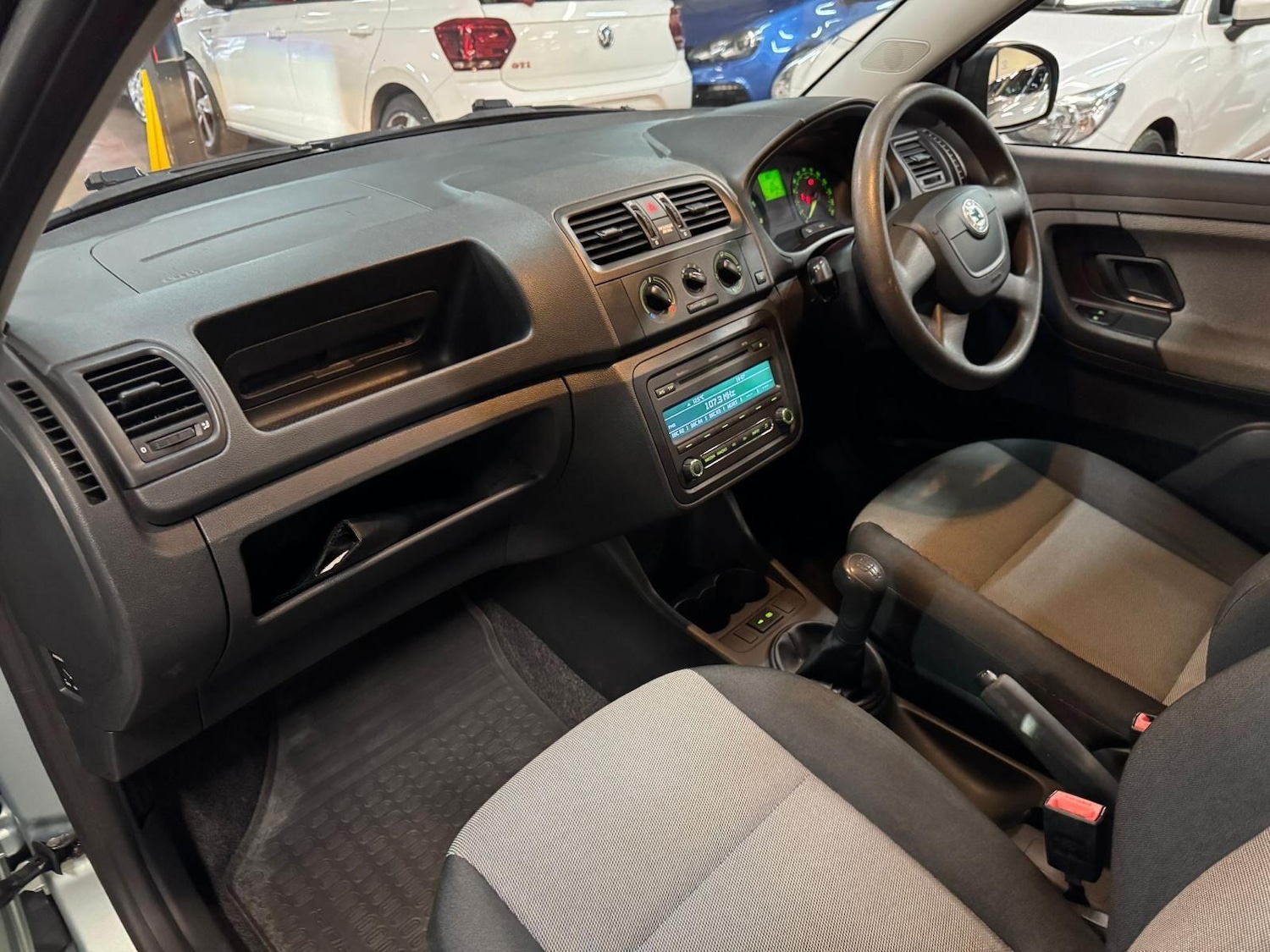 Used Skoda Fabia 2010 for sale - 77883072: Photo 11