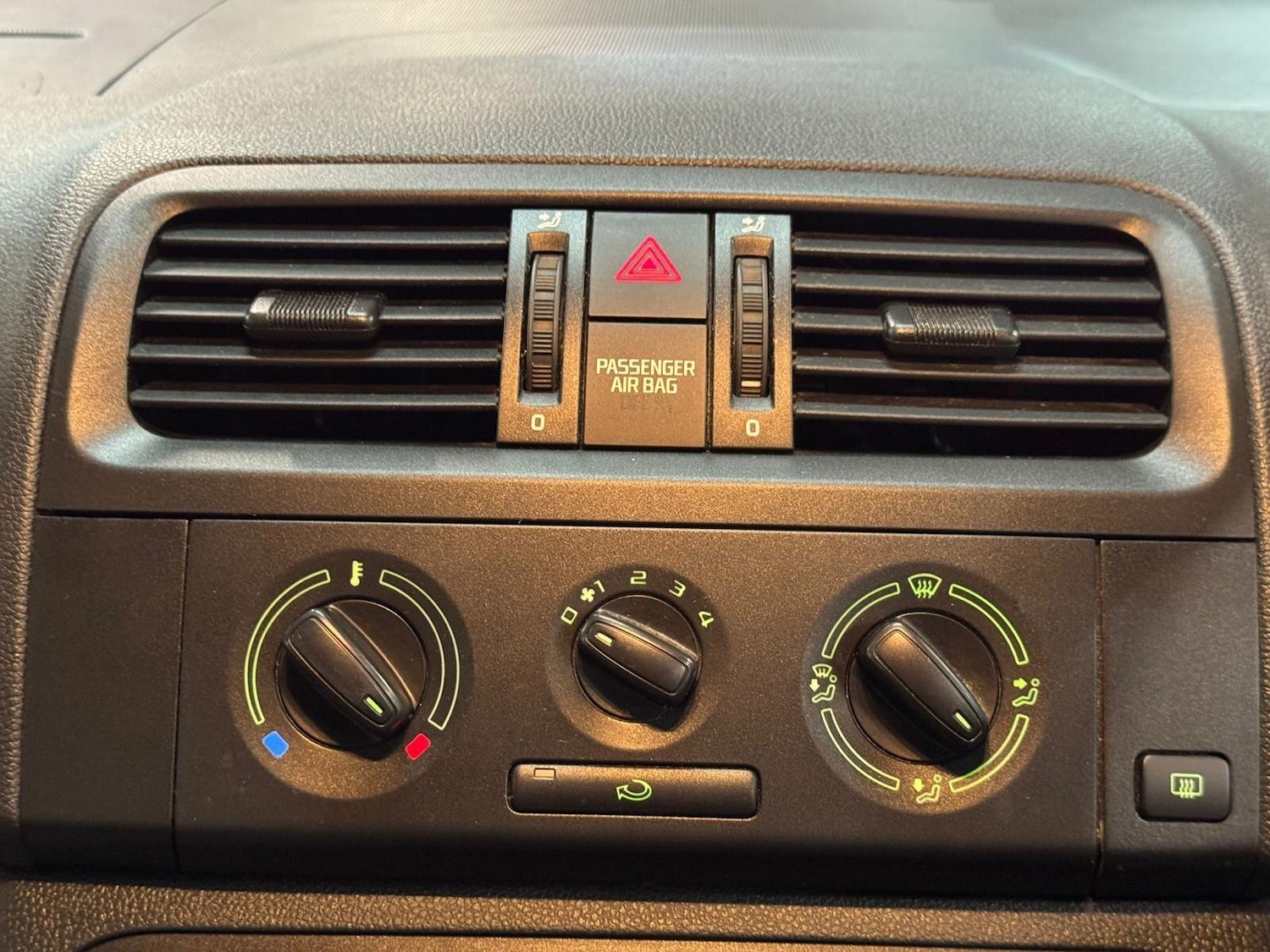 Used Skoda Fabia 2010 for sale - 77883072: Photo 22