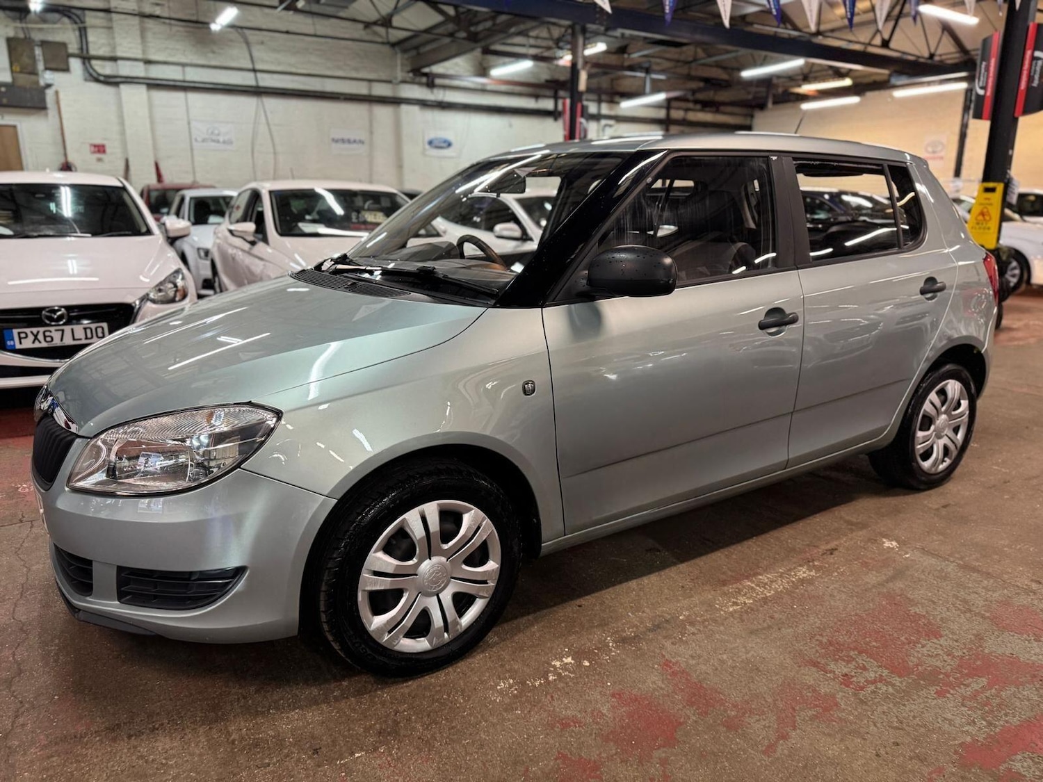 Used Skoda Fabia 2010 for sale - 77883072: Photo 3