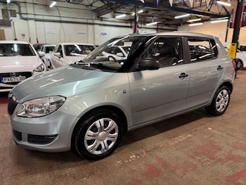 Used Skoda Fabia 2010 for sale - 77883072: Photo