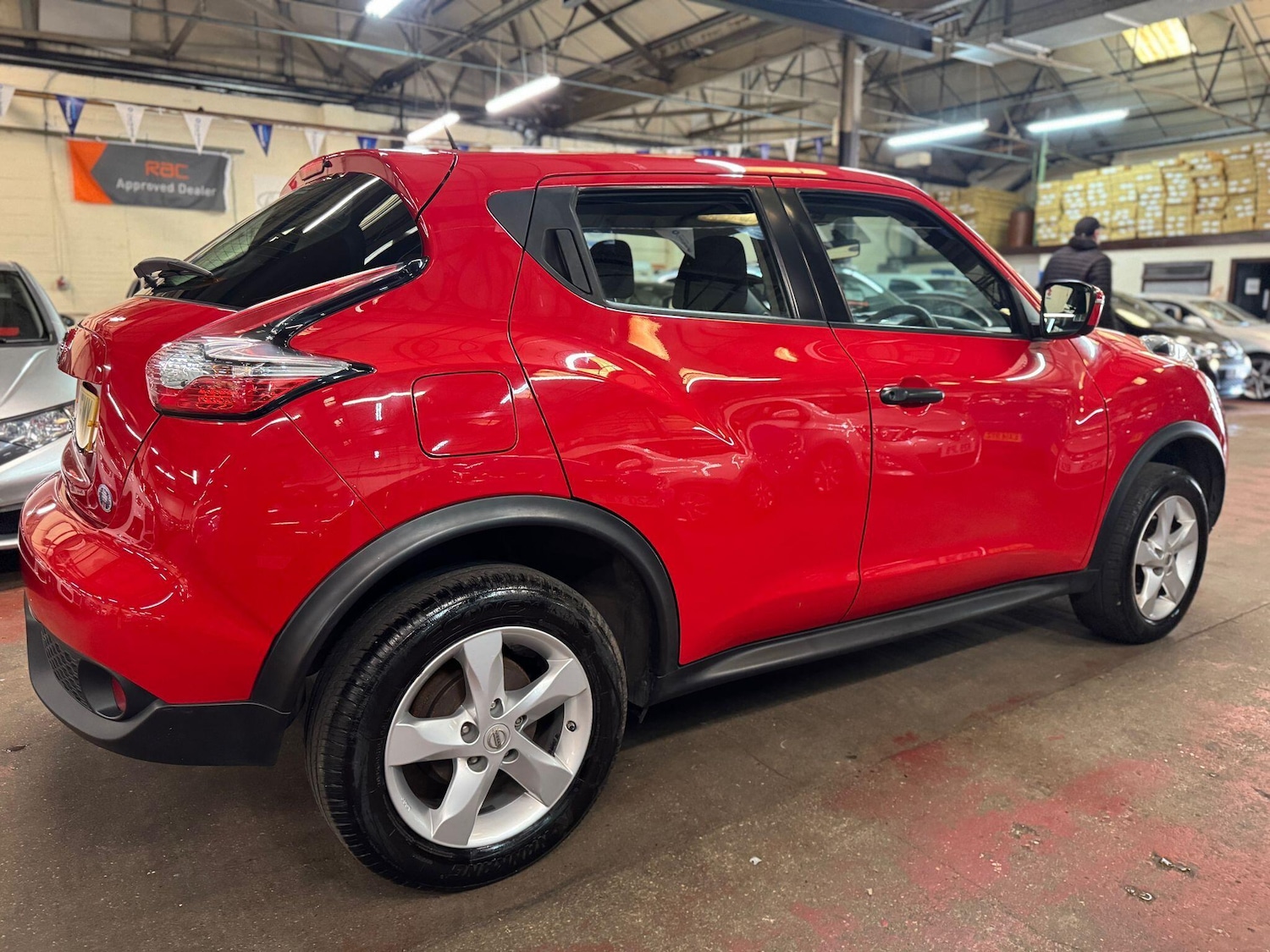 Used Nissan Juke 2015 for sale - 76398650: Photo 6