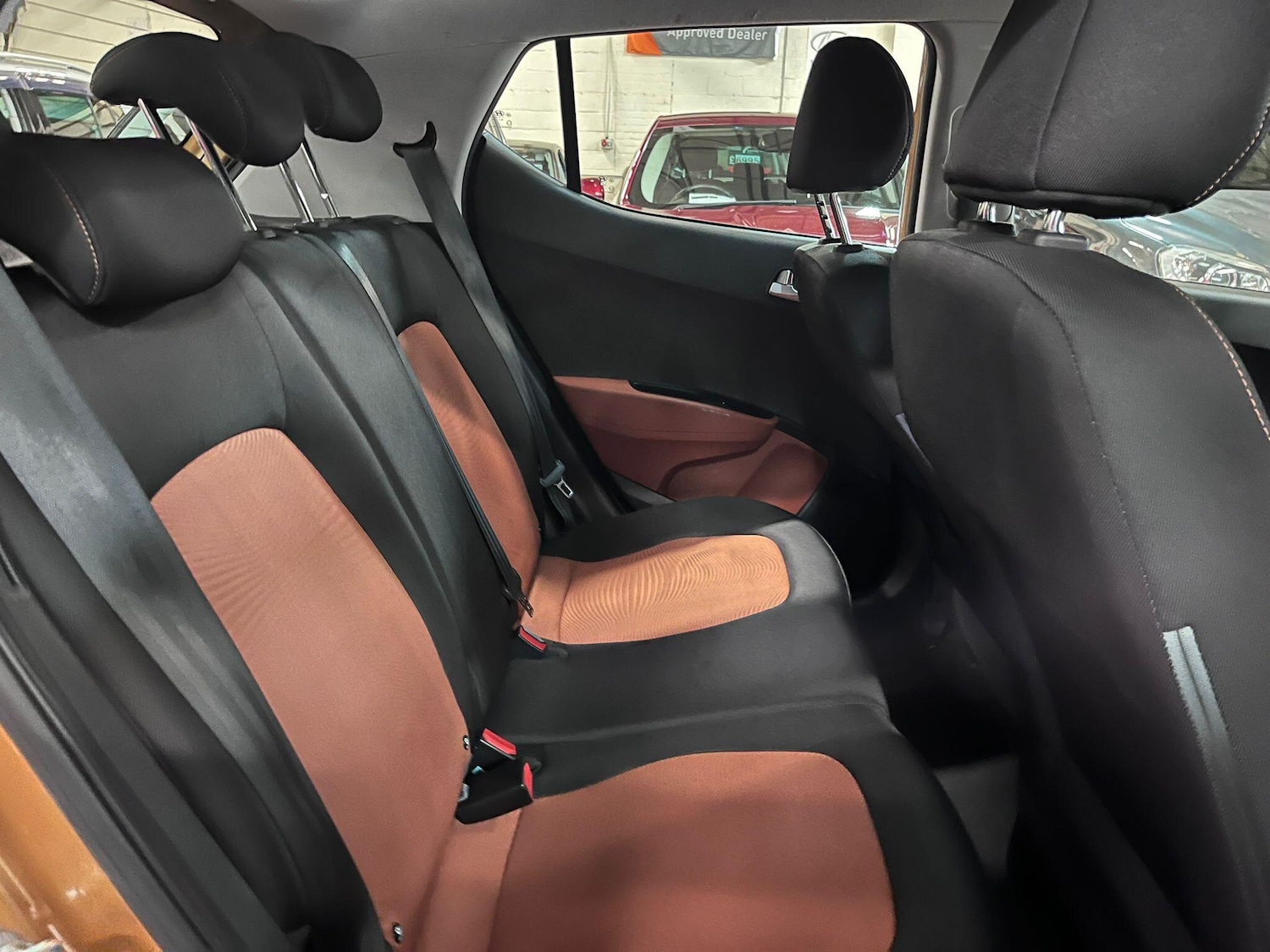 Used Hyundai i10 2014 for sale - 76865410: Photo 20