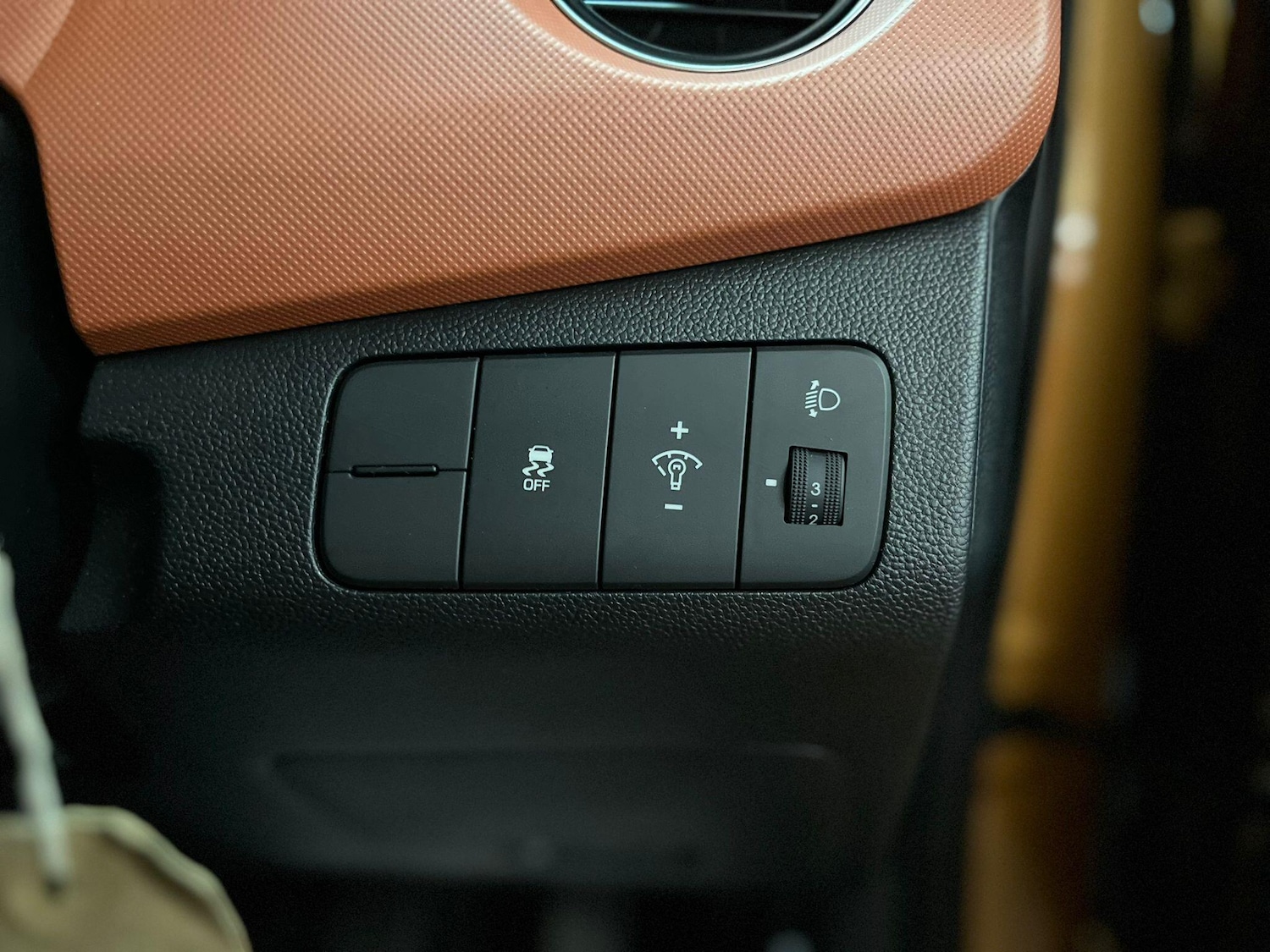 Used Hyundai i10 2014 for sale - 76865410: Photo 29