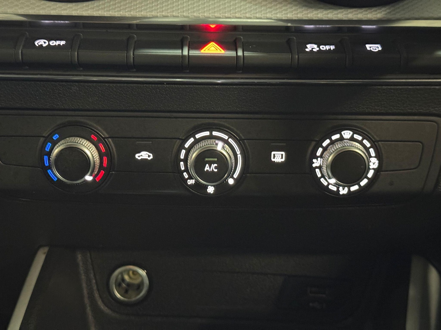 Used Audi Q2 2020 for sale - 76397854: Photo 33