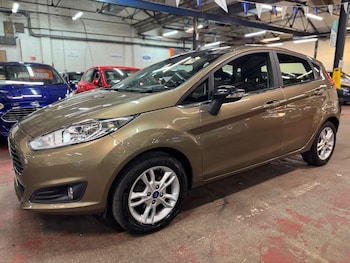 Used Ford Fiesta 2015 for sale - 76993437: Photo