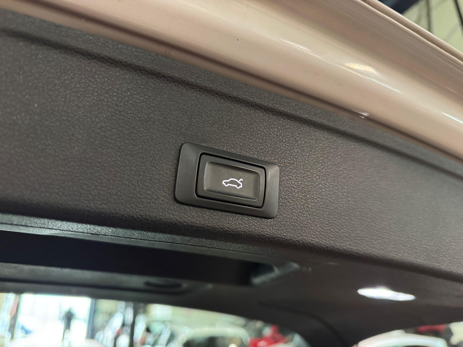 Used Audi A4 Avant 2018 for sale - 76658693: Photo 11