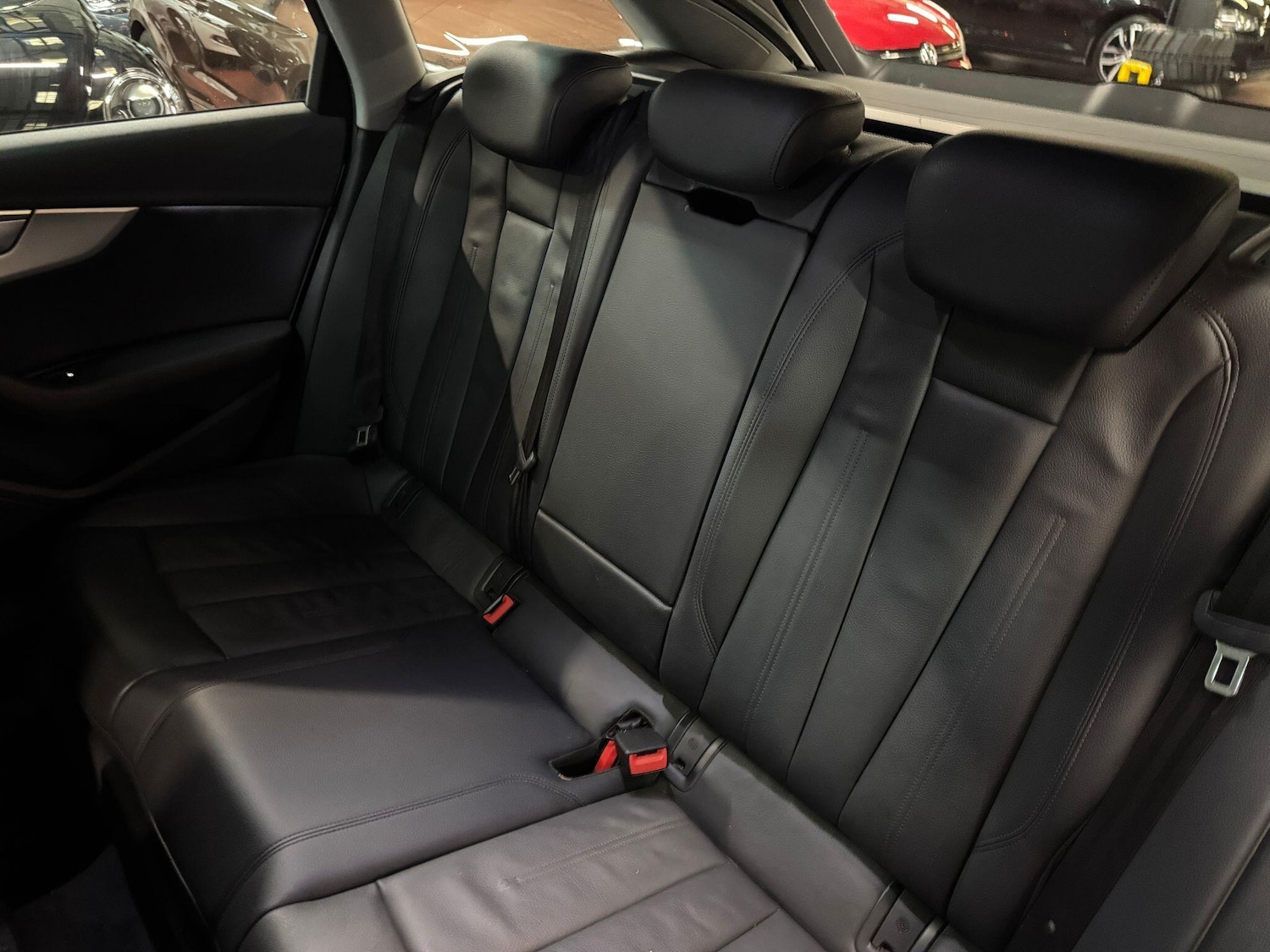 Used Audi A4 Avant 2018 for sale - 76658693: Photo 23