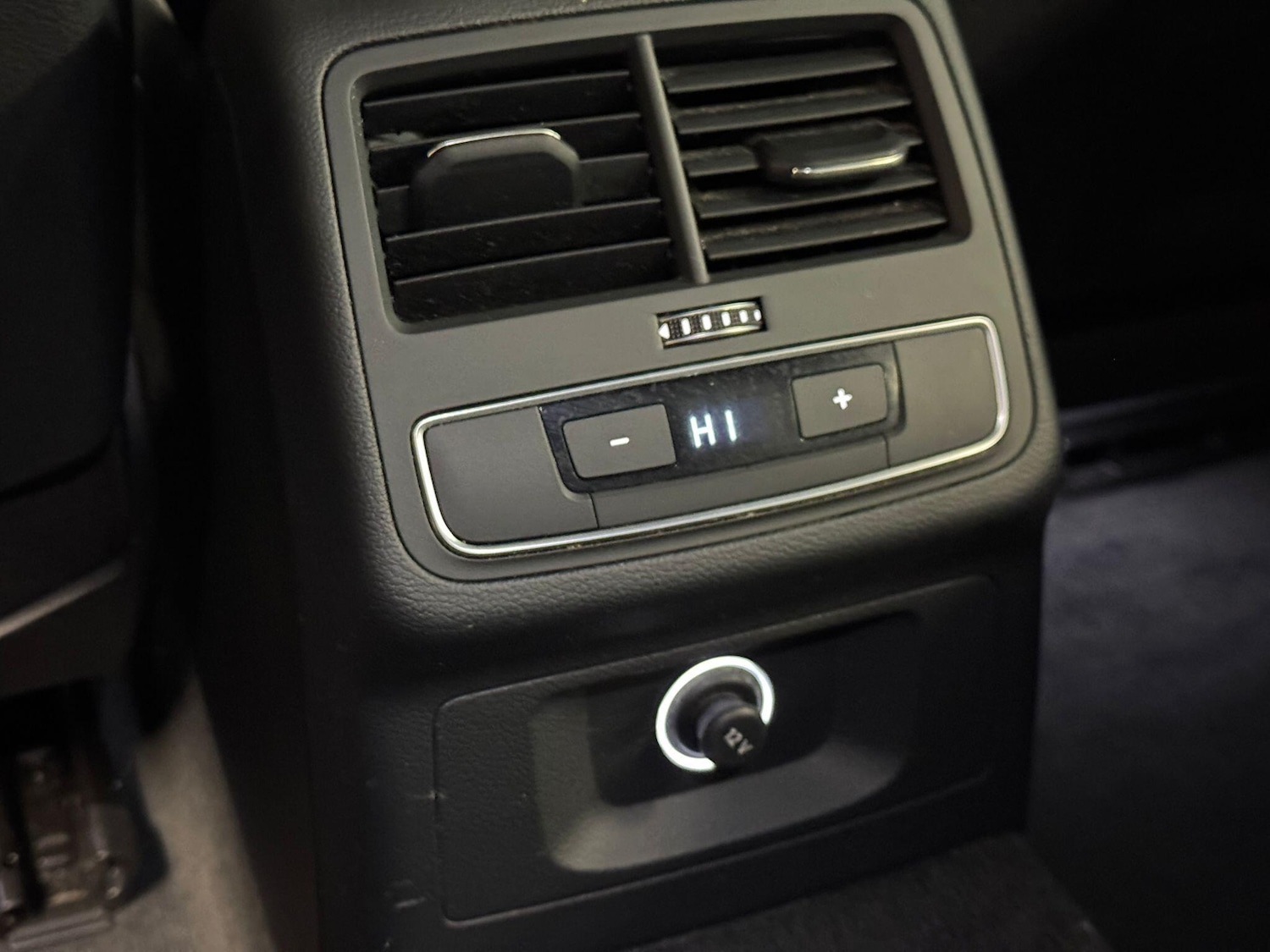 Used Audi A4 Avant 2018 for sale - 76658693: Photo 26