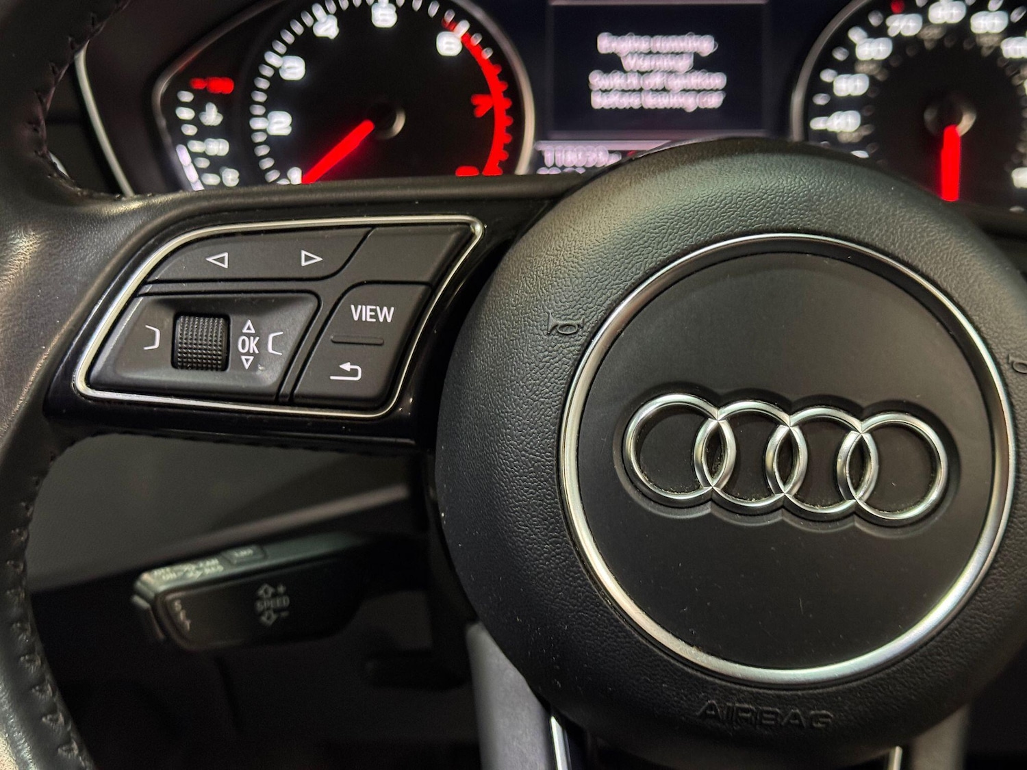 Used Audi A4 Avant 2018 for sale - 76658693: Photo 30