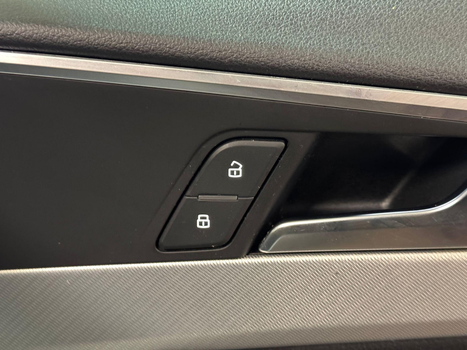 Used Audi A4 Avant 2018 for sale - 76658693: Photo 35