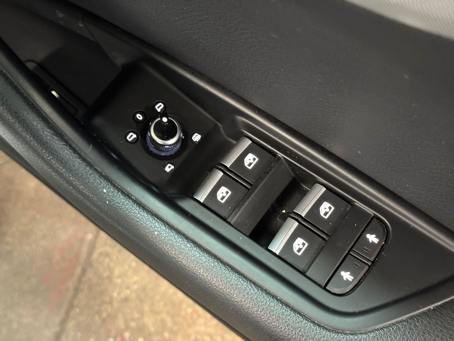 Used Audi A4 Avant 2018 for sale - 76658693: Photo 36