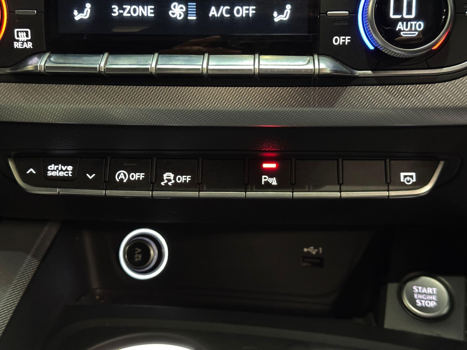 Used Audi A4 Avant 2018 for sale - 76658693: Photo 42