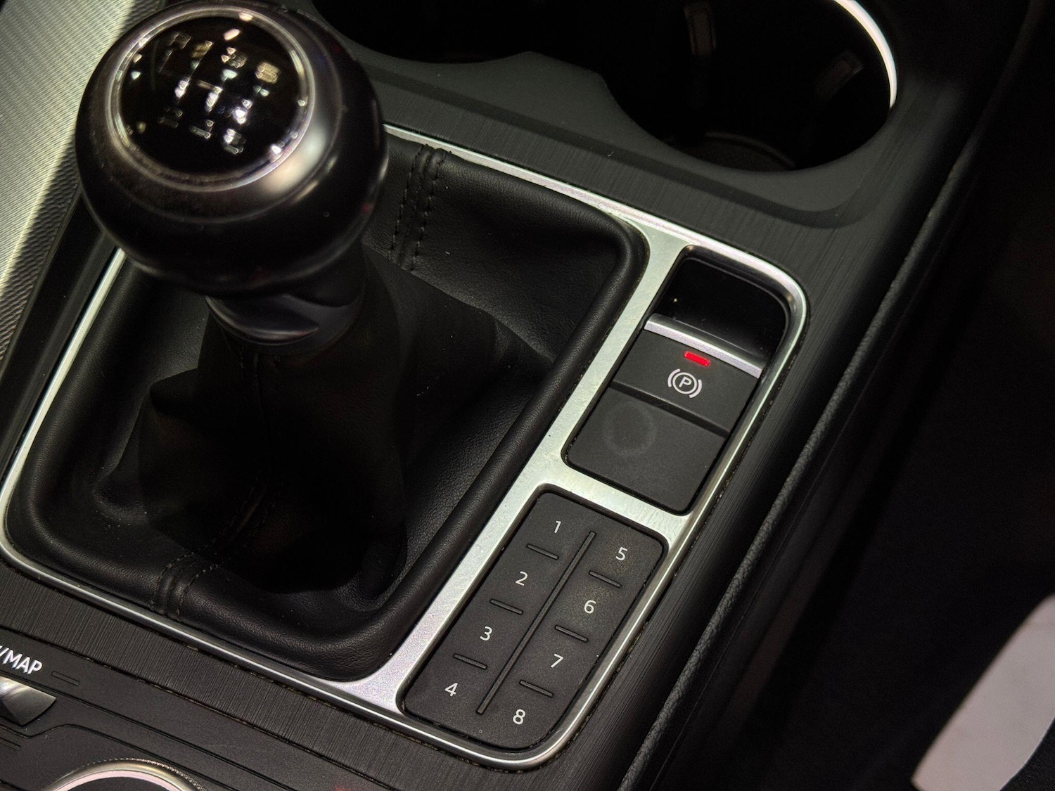 Used Audi A4 Avant 2018 for sale - 76658693: Photo 45