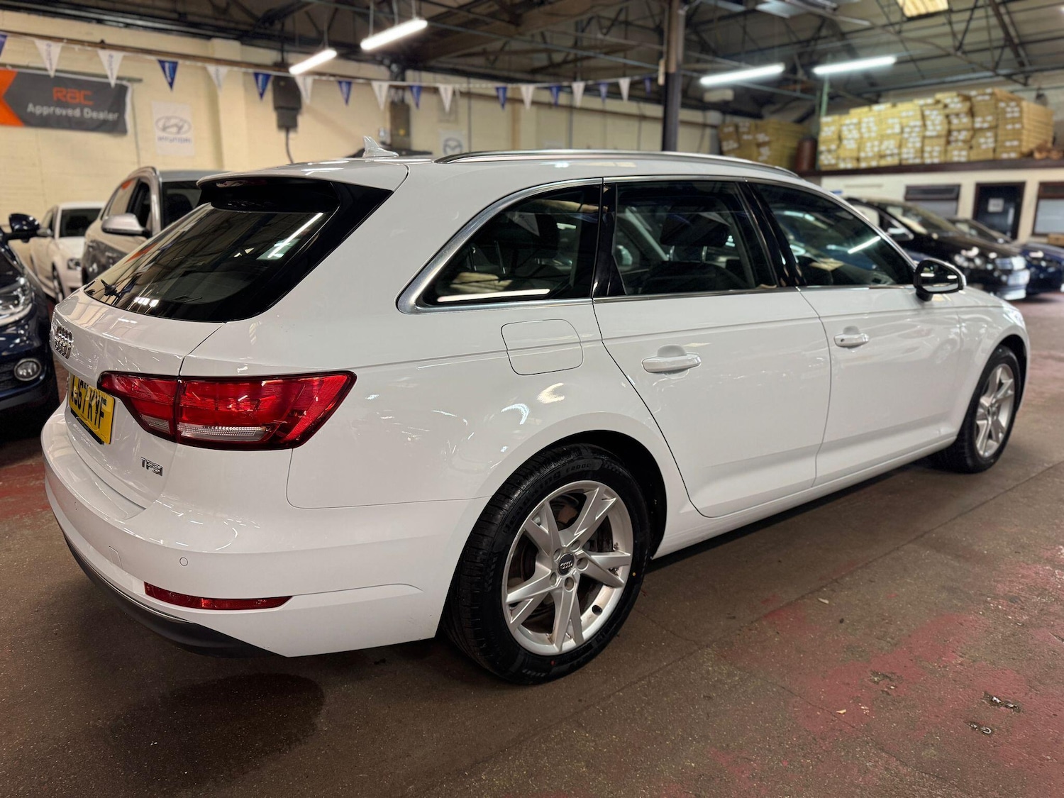 Used Audi A4 Avant 2018 for sale - 76658693: Photo 6