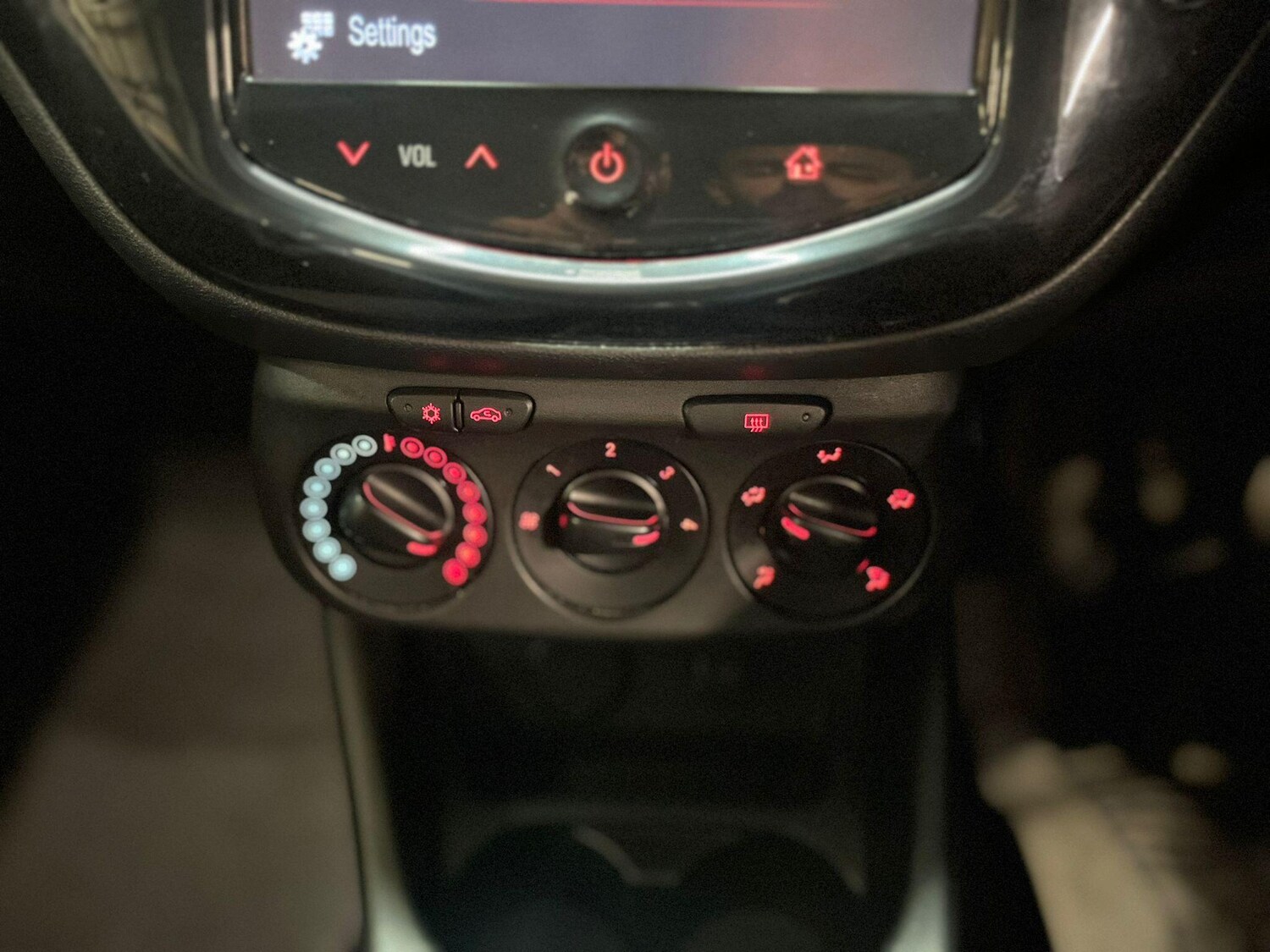 Used Vauxhall Corsa 2015 for sale - 76239818: Photo 34