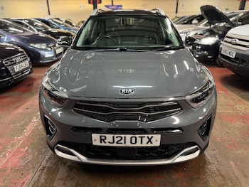 Used Kia Stonic 2021 for sale - 77215925: Photo